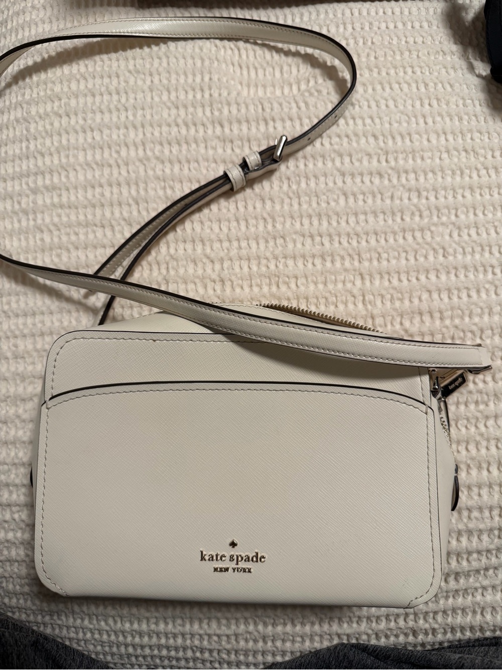 kate spade New York Cream Crossbody Bag